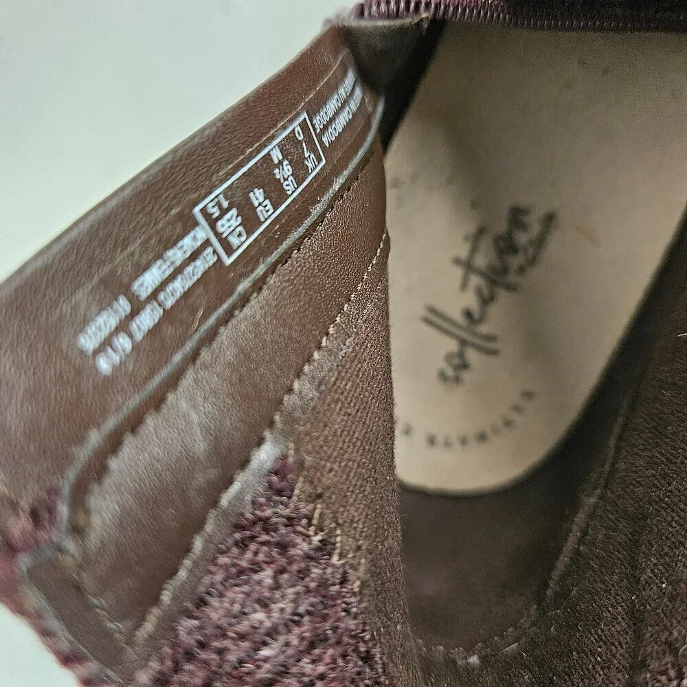 Clarks Cheyn Kisha Women Leather Ankle Boots has Side Zipper Closure Size 9.5M - Picture 9 of 10